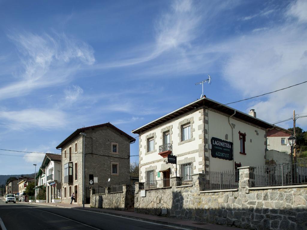 Casa Rural Lagun Etxea Pobes Kültér fotó