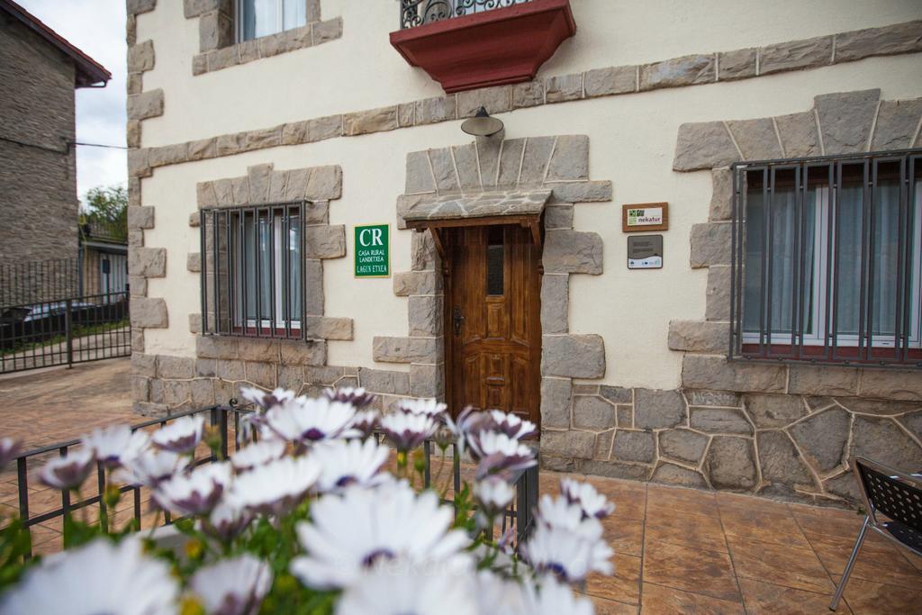 Casa Rural Lagun Etxea Pobes Kültér fotó