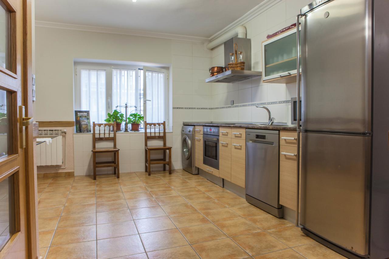 Casa Rural Lagun Etxea Pobes Kültér fotó