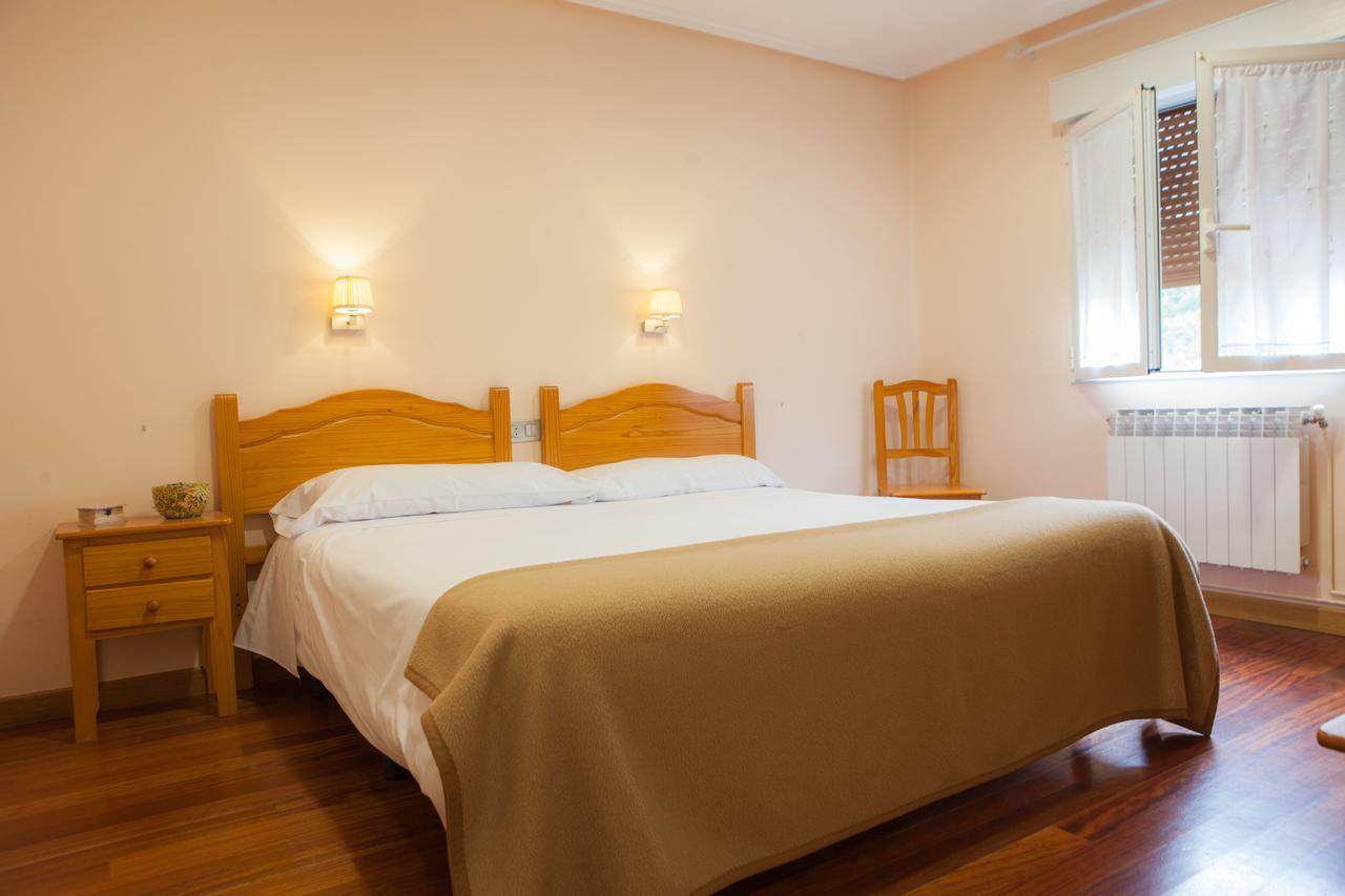 Casa Rural Lagun Etxea Pobes Kültér fotó